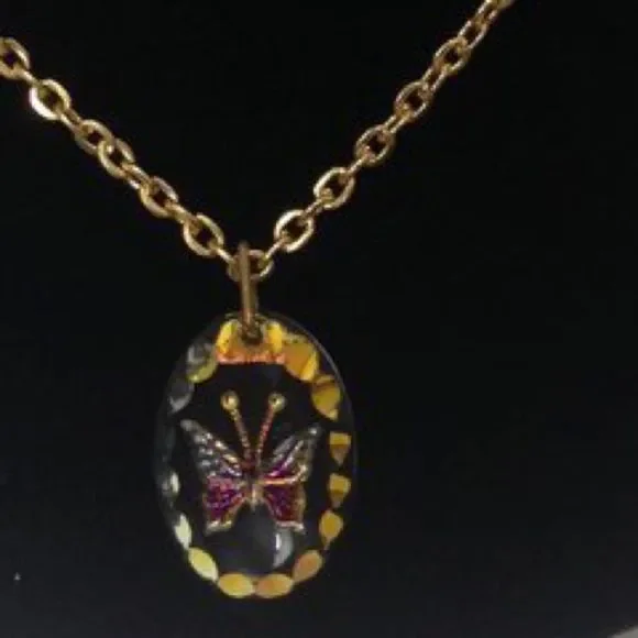 Vintage Necklace With Acrylic Butterfly Pendant - Picture 3 of 7
